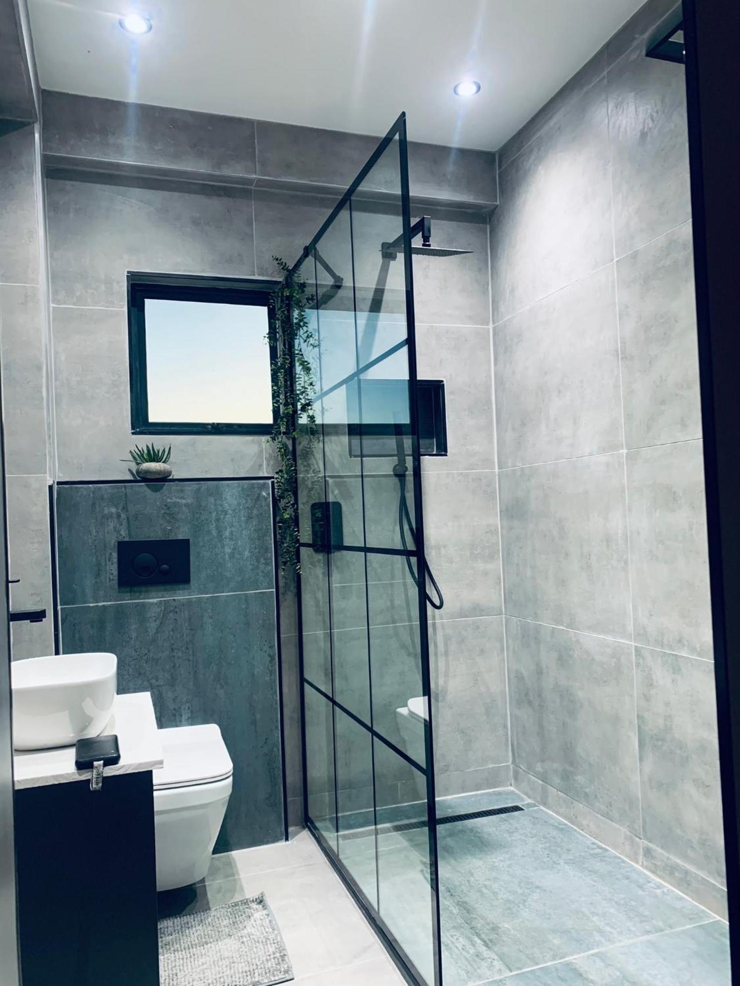 The Ultimate Escape - With Backup Electricity - Gaborone Luaran gambar